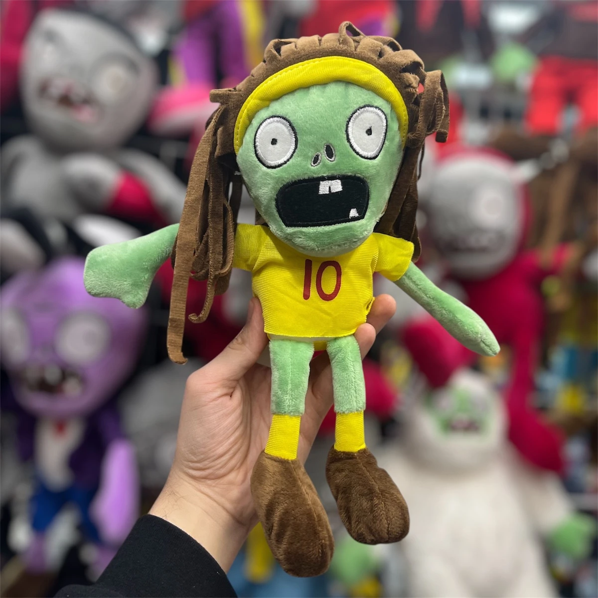 Peluche Zombie Ronaldinho Plantas Vs Zombies ( Mediano ) - Imagen 2