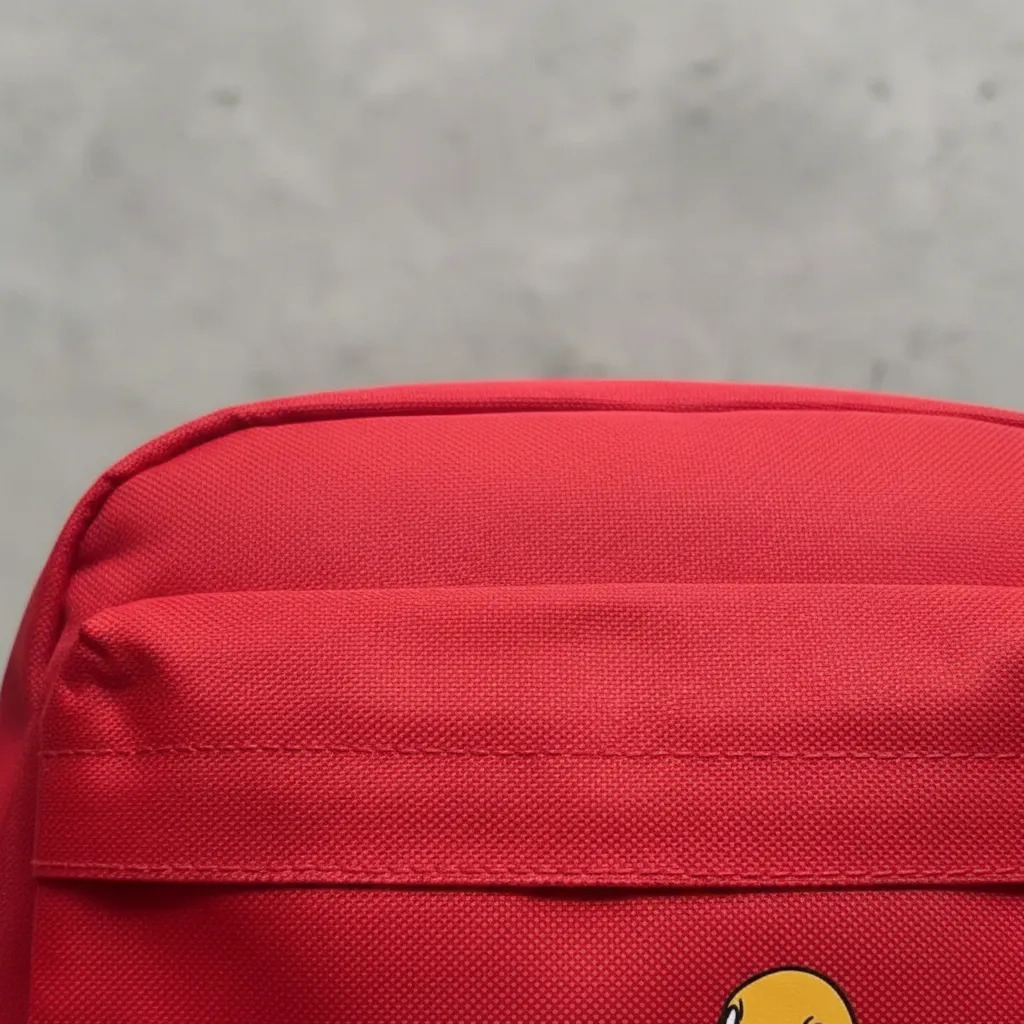 Mochila Escolar Grande Y Resistente Pokemon Pokebola - Imagen 3