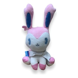 Peluche Mediano Sylveon 26cm ( Pokemon ) Mundogeek Blanco Con Lila